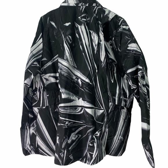 NWT Nike Women's Shield Flash Running Jacket Size XL - Picture 5 of 10